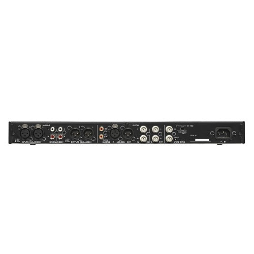 TASCAM DA-3000SD 2-Channel DSD / PCM Master Recorder and AD / DA Converter